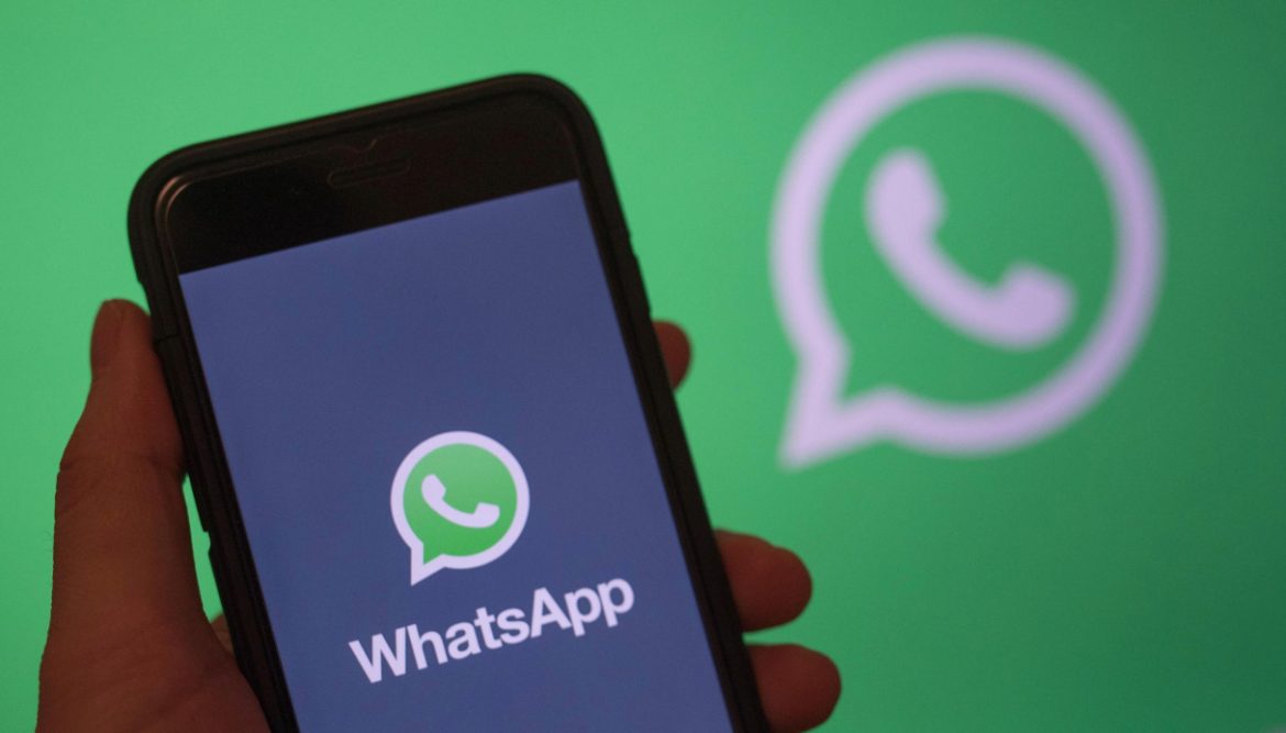 Spunte blu universali su WhatsApp