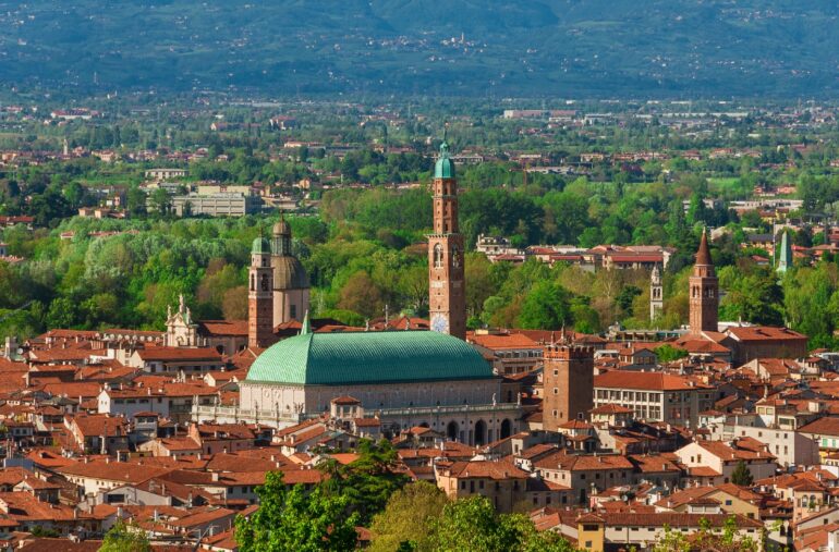 professore 92enne Vicenza