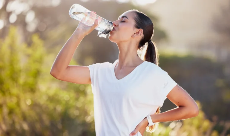 quanta acqua bere al giorno