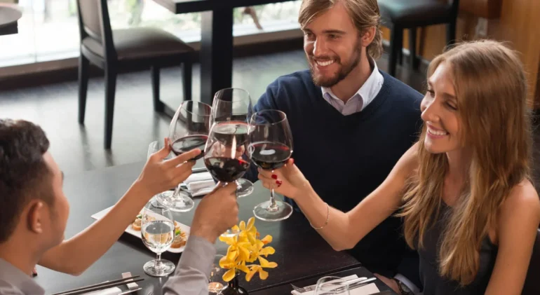 portare il vino a cena da amici
