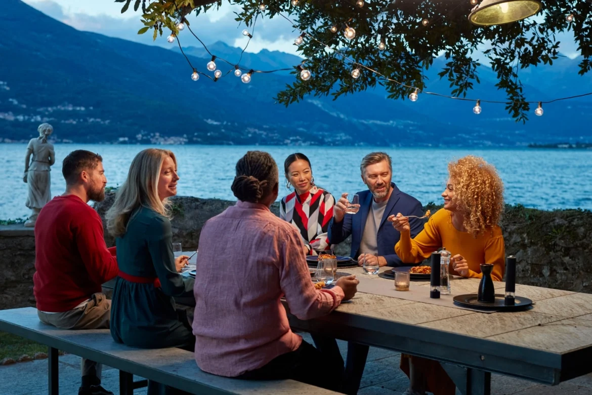 mangiare in compagnia fa bene