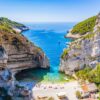Le isole europee ancora lontane dal turismo di massa: paradisi autentici da scoprire prima che diventino famosi