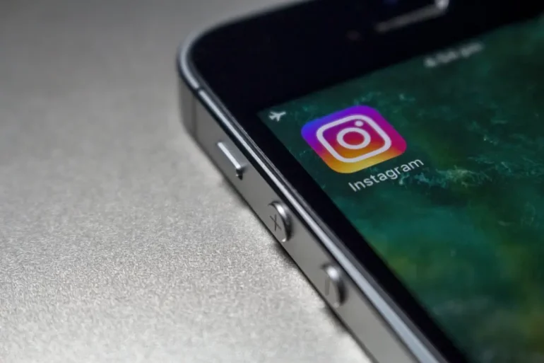 profili Instagram Intelligenza Artificiale