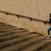 Bastano 5 minuti di scale al giorno per migliorare la salute: i benefici per cuore, muscoli e colesterolo